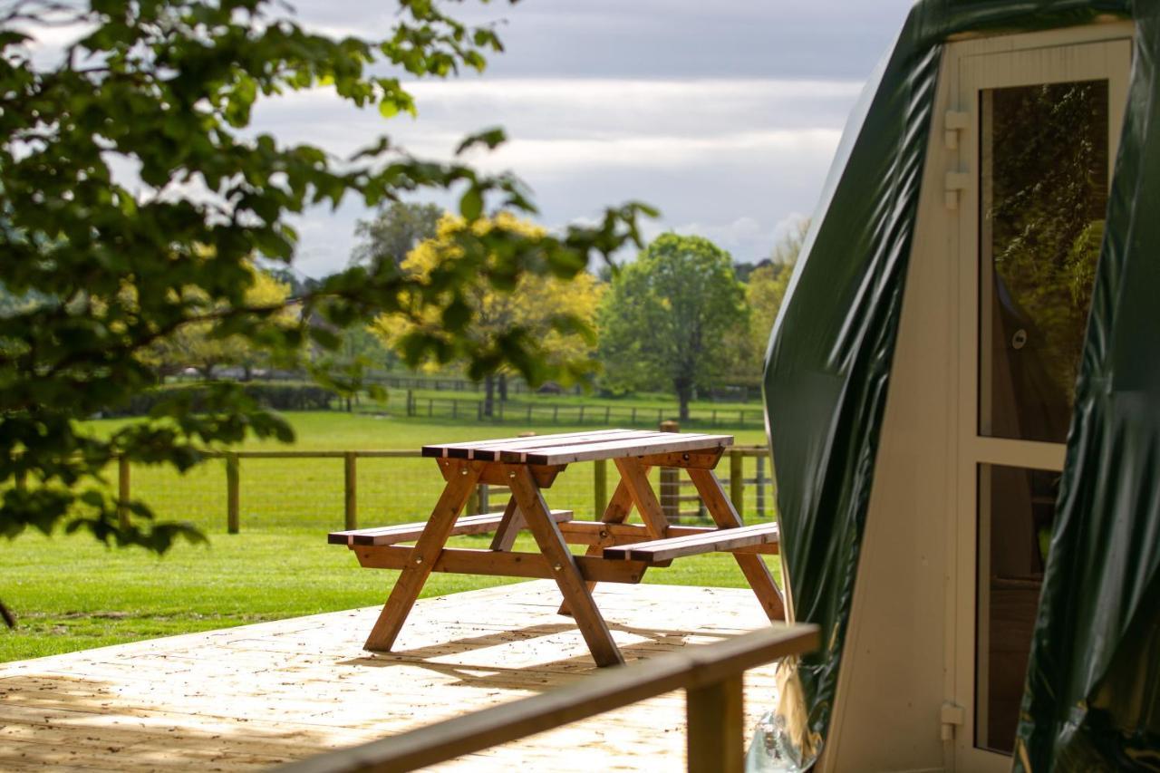 Готель Camp Katur Glamping Carthorpe Екстер'єр фото