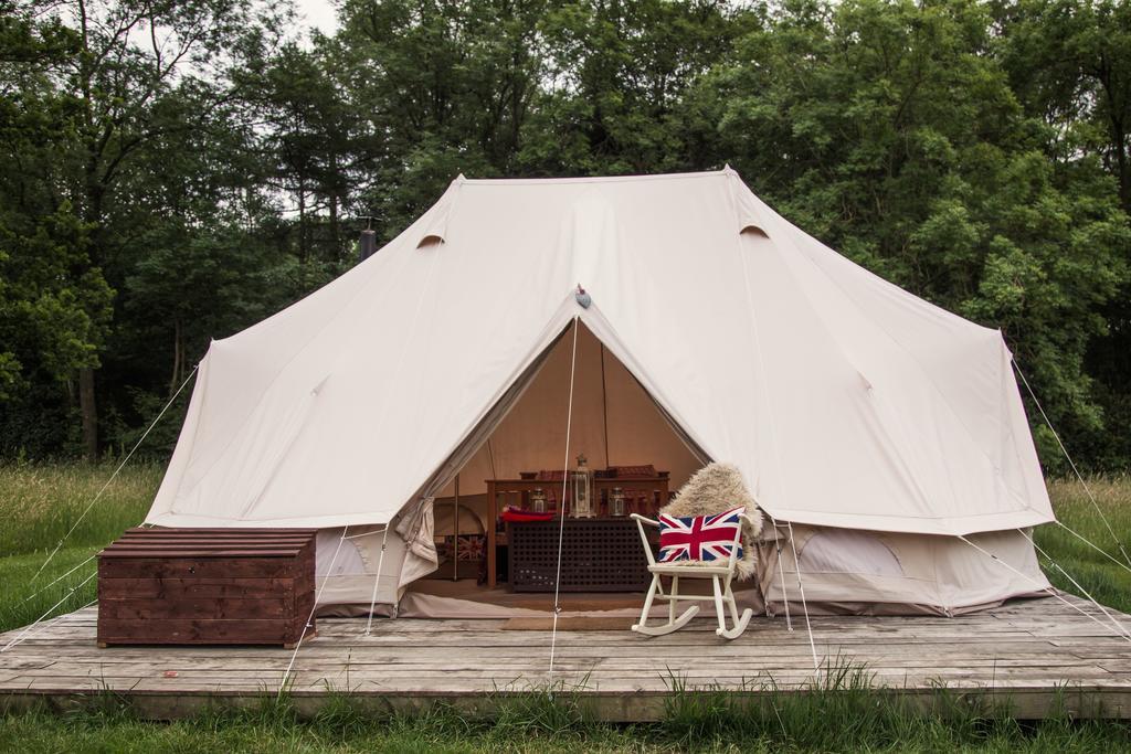Готель Camp Katur Glamping Carthorpe Екстер'єр фото